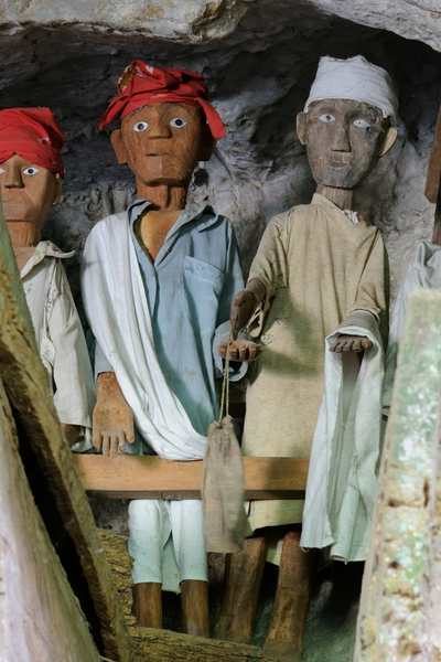 Figuras tau tau